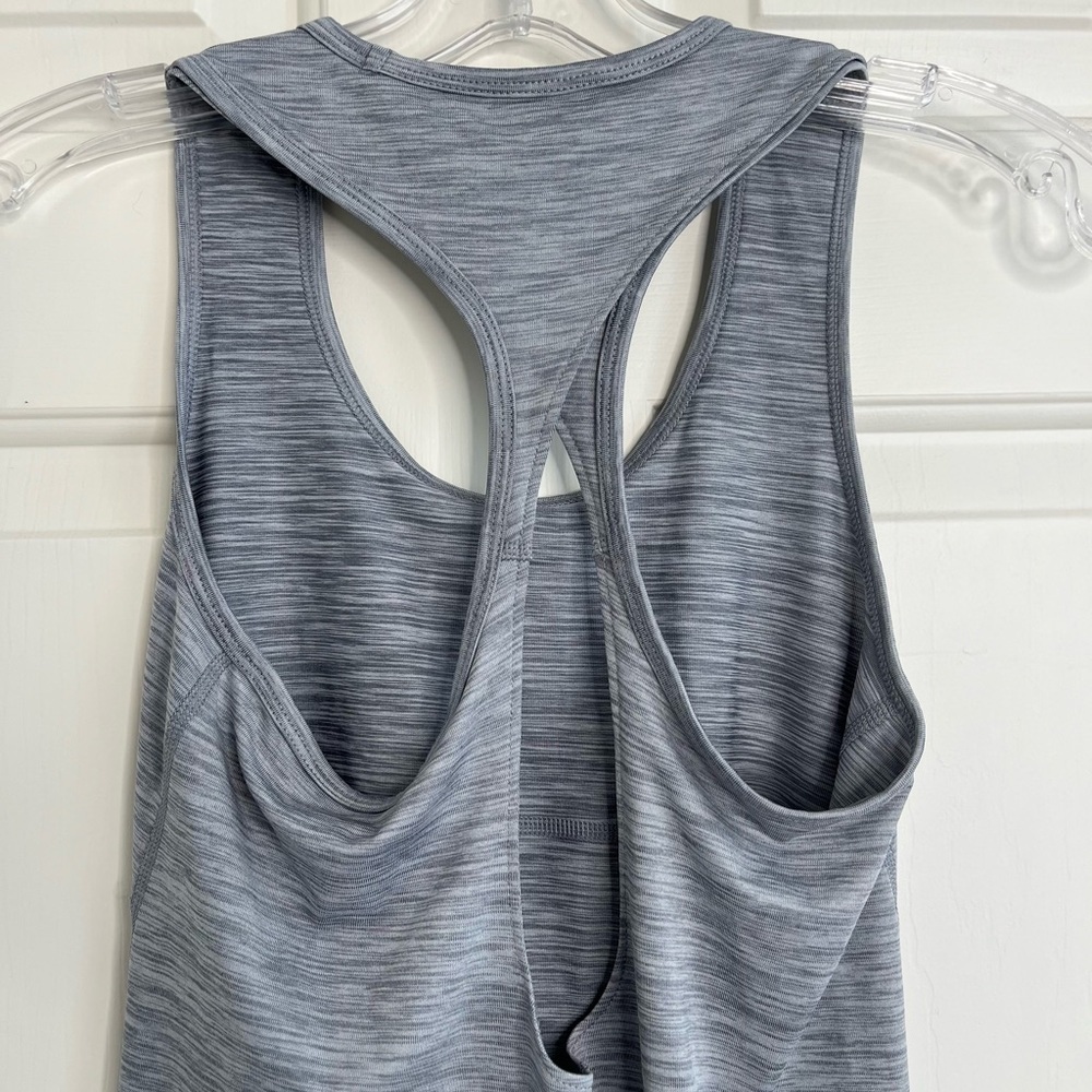 NWT Athletic Works Gray Racerback Maternity Tank Top S Heather Grey - Picture 8 of 12